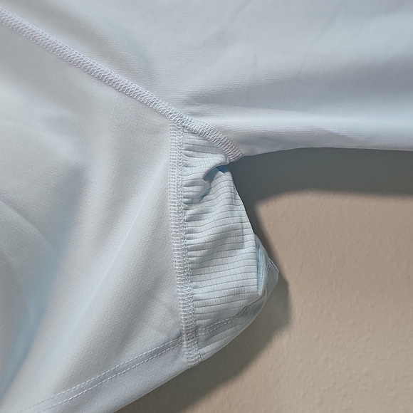 HUK Icon SS Crew Short Sleeve Shirt Large - Picture 2 of 8